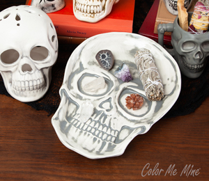 Winter Garden Vintage Skull Plate